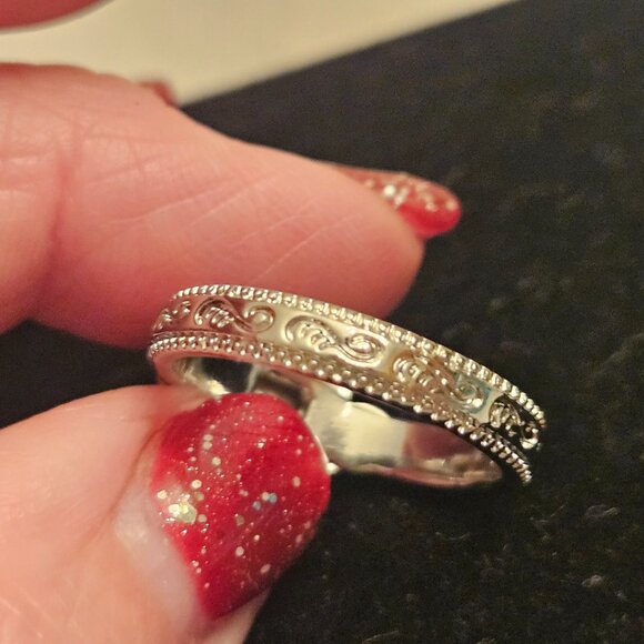 NWOT Sterling Silver Ring - Picture 3 of 7